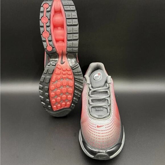 Nike Air Max DN Black University Red Iron Grey HM0708-002 men’s size 10 - Picture 6 of 6